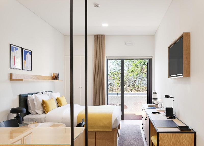 Hotel Bfresh - Pool - Fitness - Padel - By Oporto image