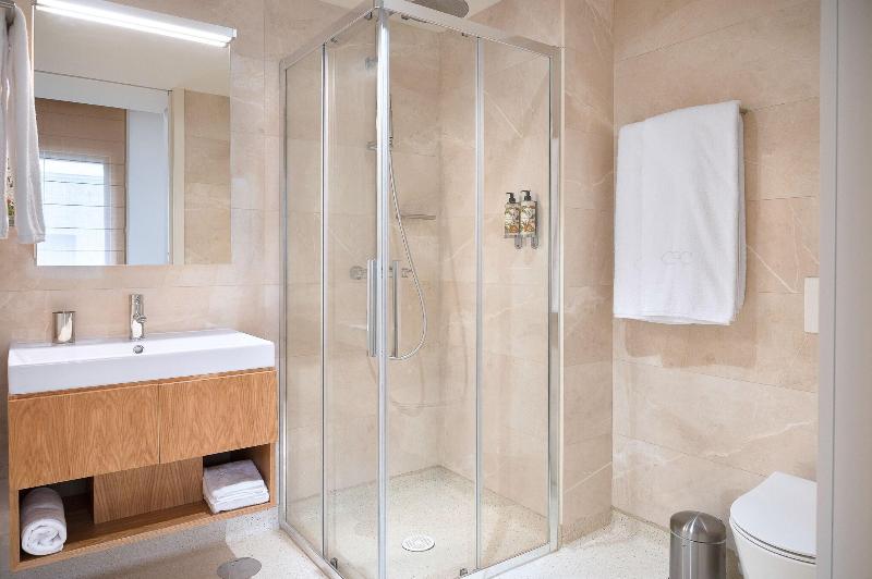 Hotel Bfresh - Pool - Fitness - Padel - By Oporto image