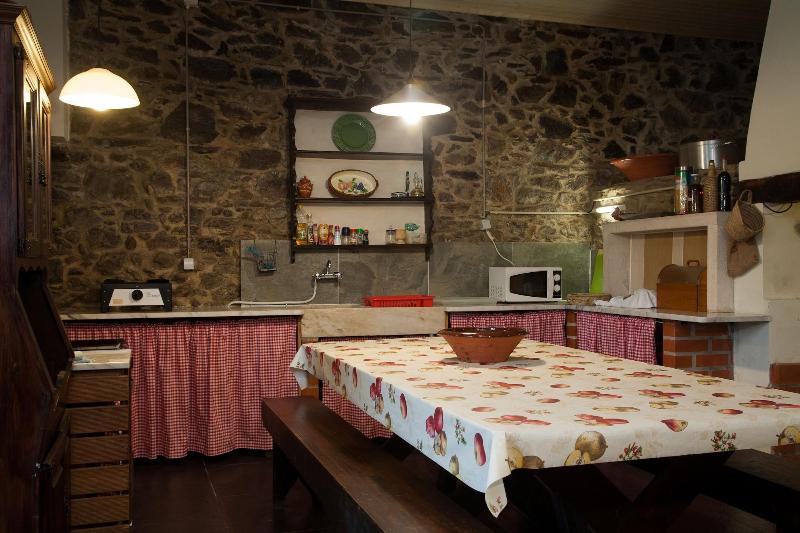Vila Dos Castanheiros image