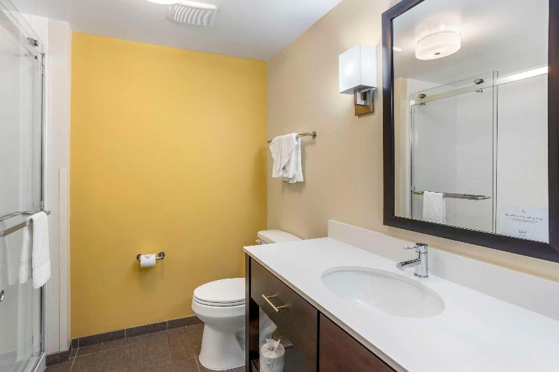 Sleep Inn North - Central York image