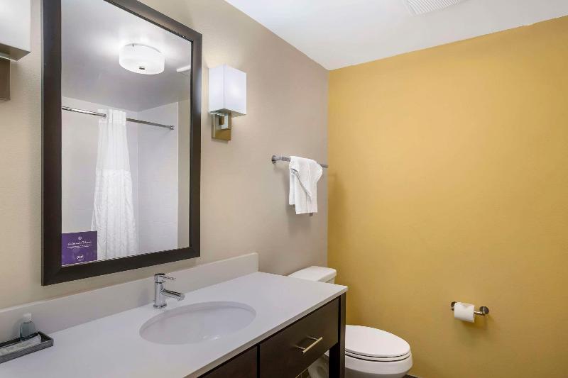 Sleep Inn North - Central York image