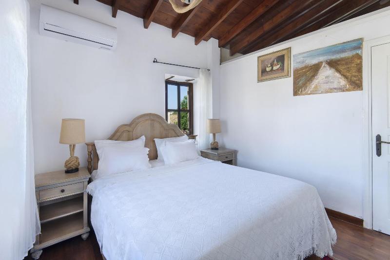 Meleni Cottage Houses image