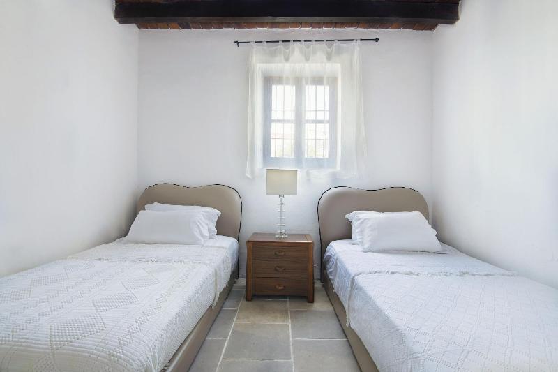 Meleni Cottage Houses image