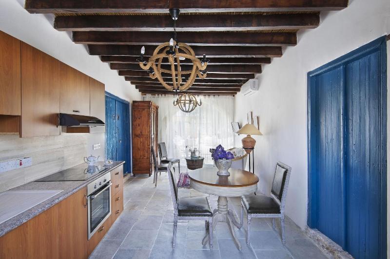 Meleni Cottage Houses image