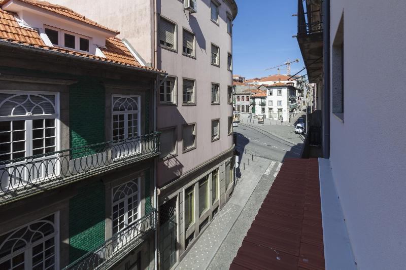 Oporto Local Studios image