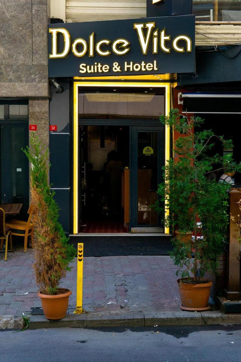 Dolce Vita Apartments image