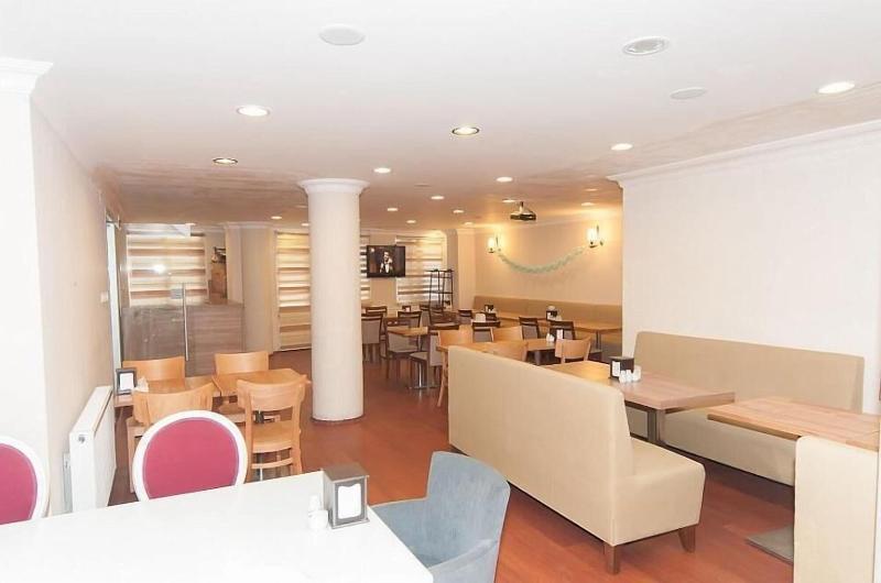 Dolce Vita Apartments image