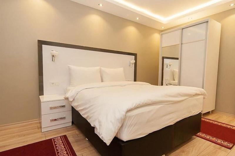 Dolce Vita Apartments image