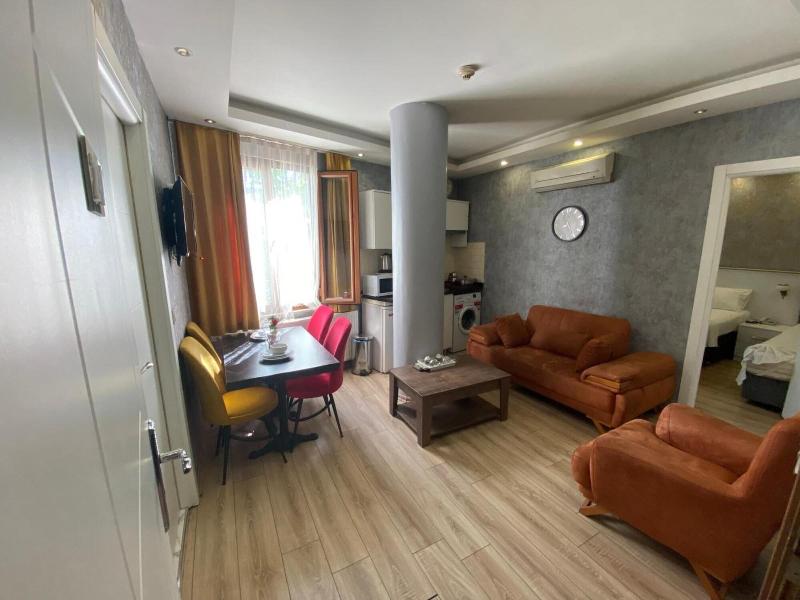Dolce Vita Apartments image
