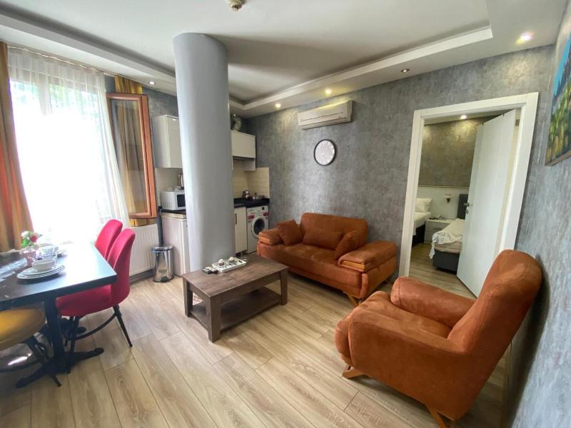 Dolce Vita Apartments image