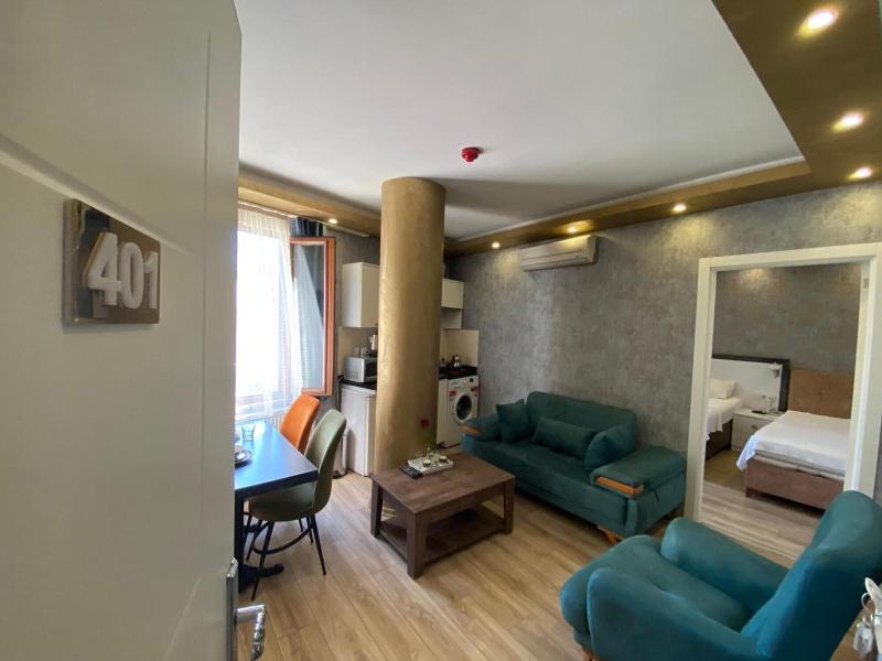 Dolce Vita Apartments image