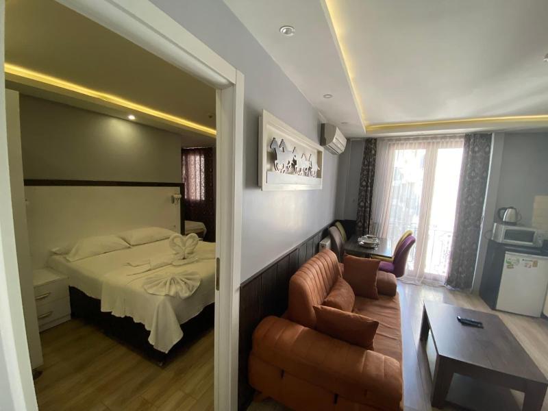 Dolce Vita Apartments image