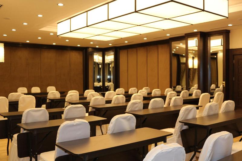Sarikamis White Park Hotel image