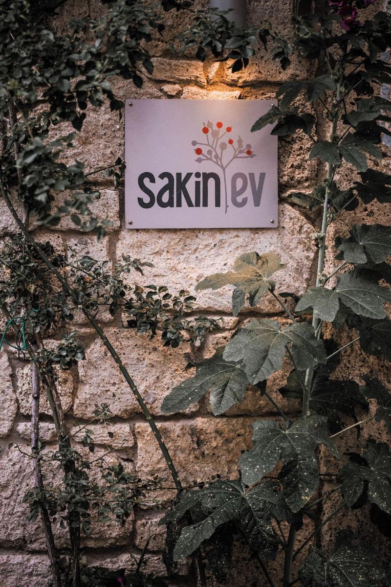 Sakin Ev image