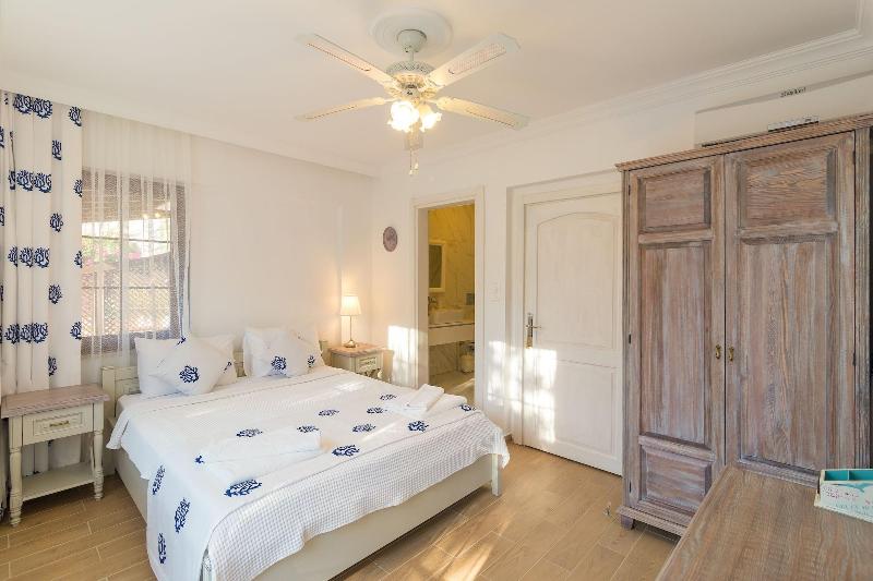 Mavi Deniz Konuk Evi image