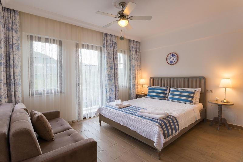 Mavi Deniz Konuk Evi image