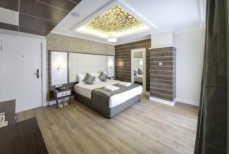 Trend Park Hotel image
