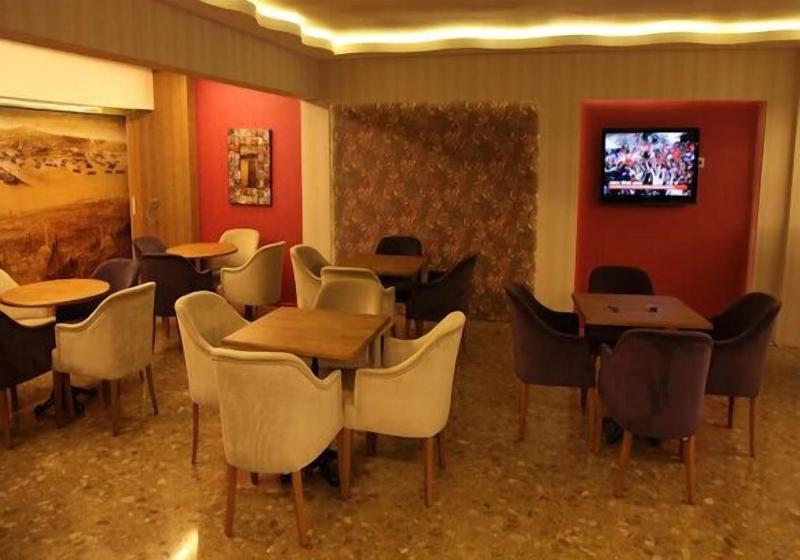 Lucid Otel image