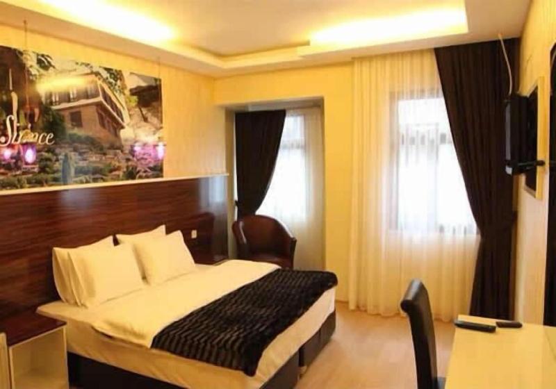 Lucid Otel image