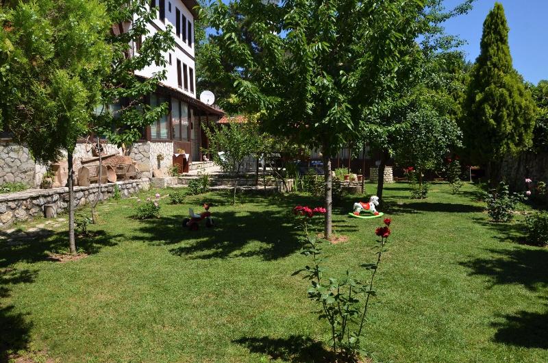 Dibekonu Konak image