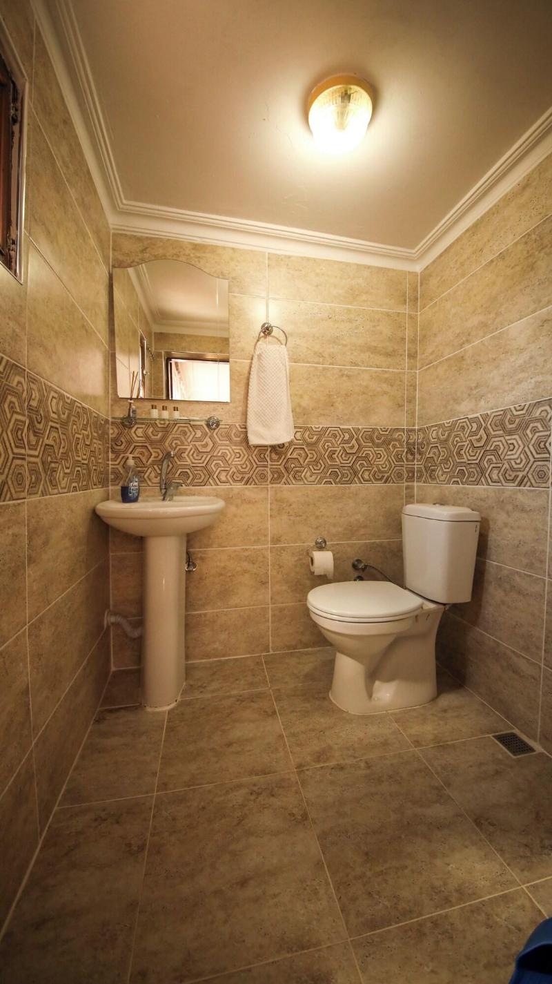 Dibekonu Konak image