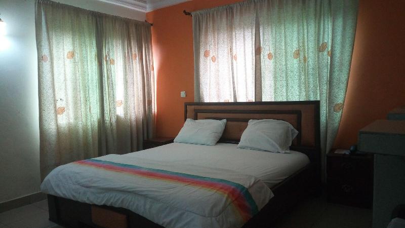 Abal Hall And Hotels