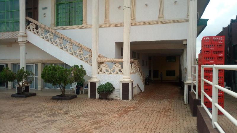 Abal Hall And Hotels