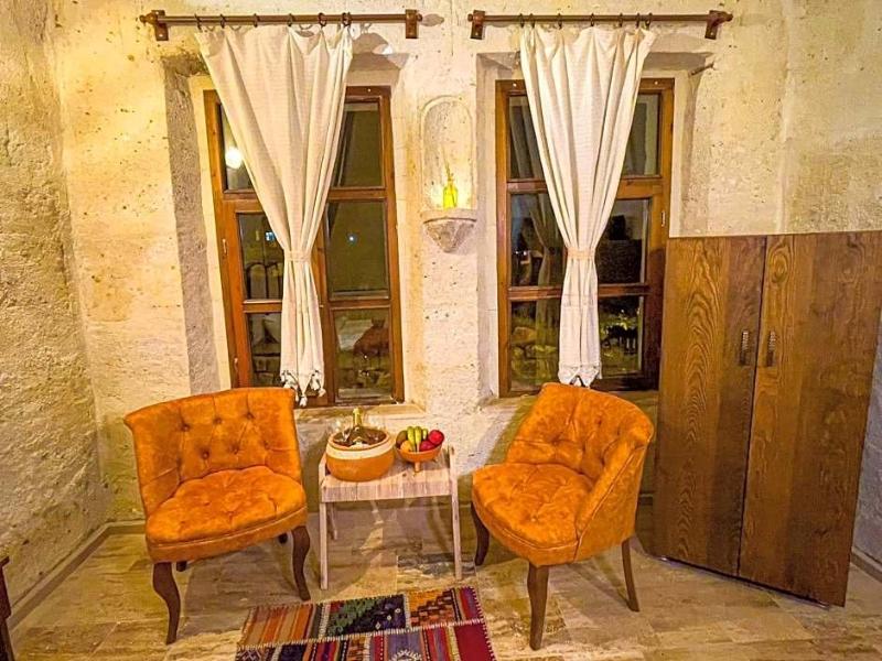 Heritage Cave Suites
