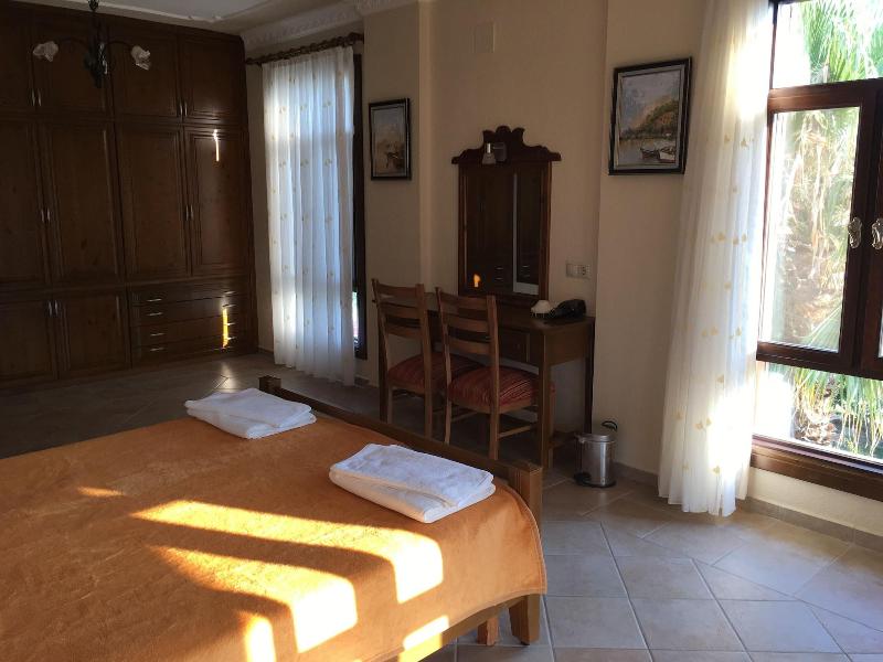 Asur Hotel & Aparts & Villas image