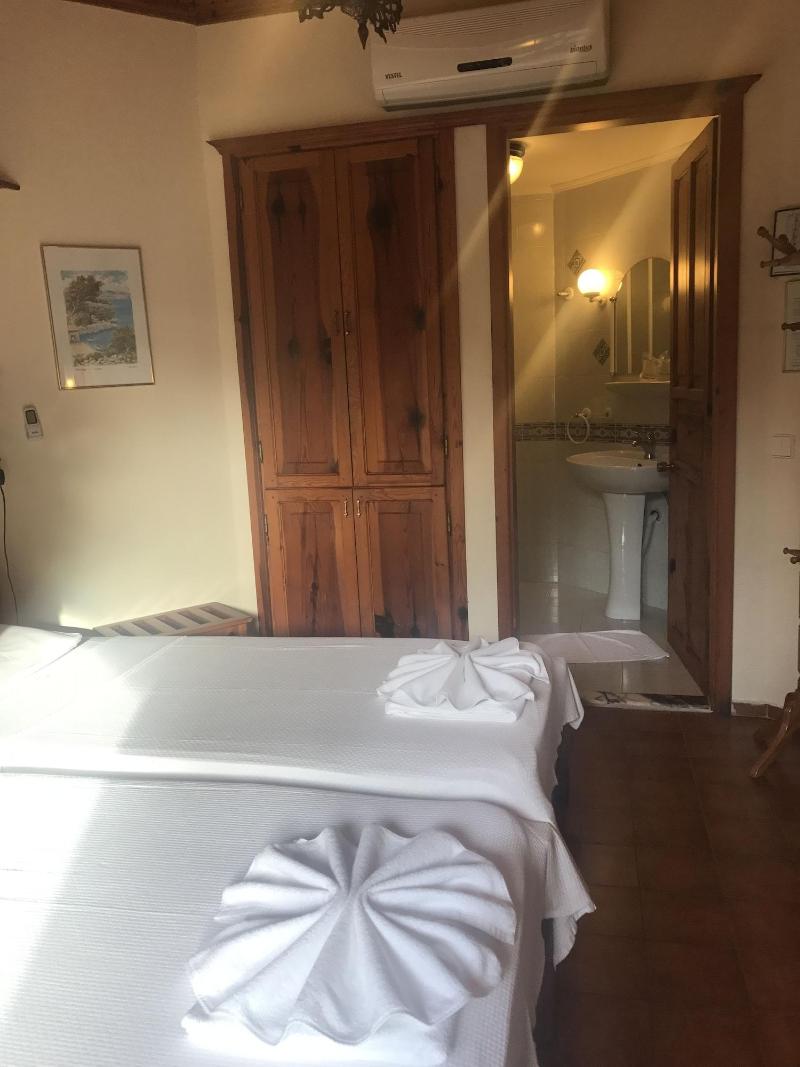 Asur Hotel & Aparts & Villas image