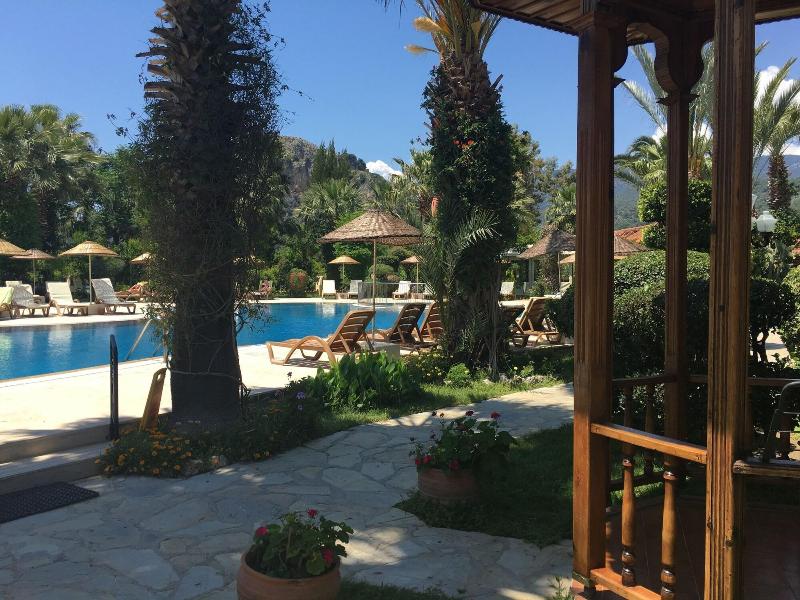 Asur Hotel & Aparts & Villas image