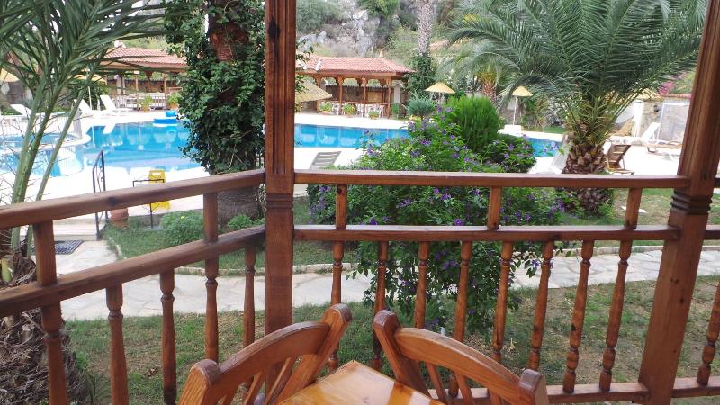 Asur Hotel & Aparts & Villas image