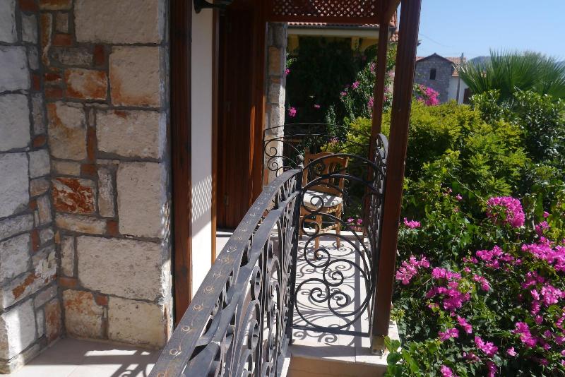 Asur Hotel & Aparts & Villas image