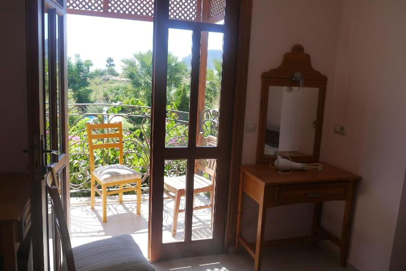 Asur Hotel & Aparts & Villas image