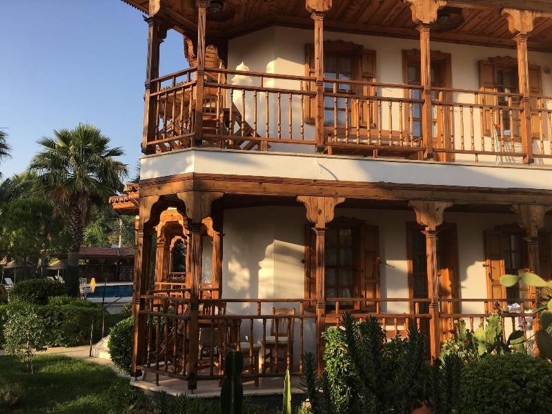 Asur Hotel & Aparts & Villas image