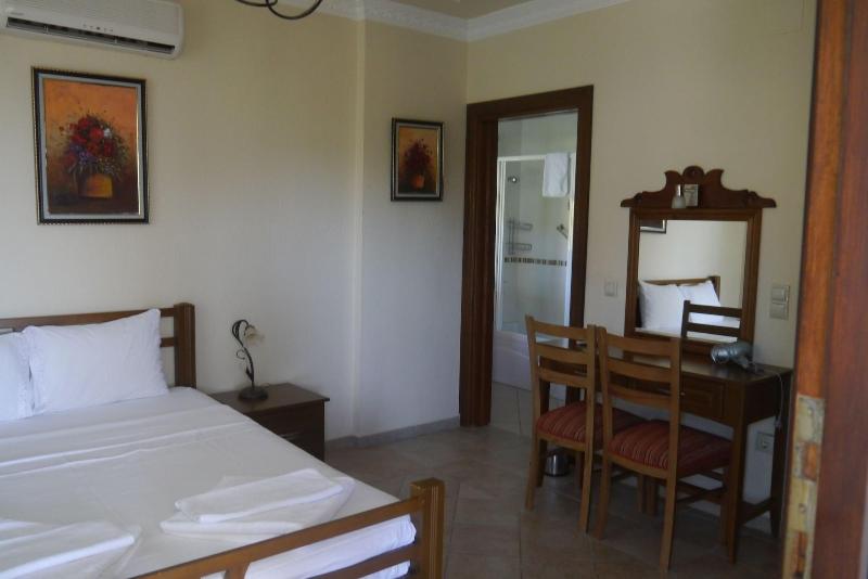 Asur Hotel & Aparts & Villas image