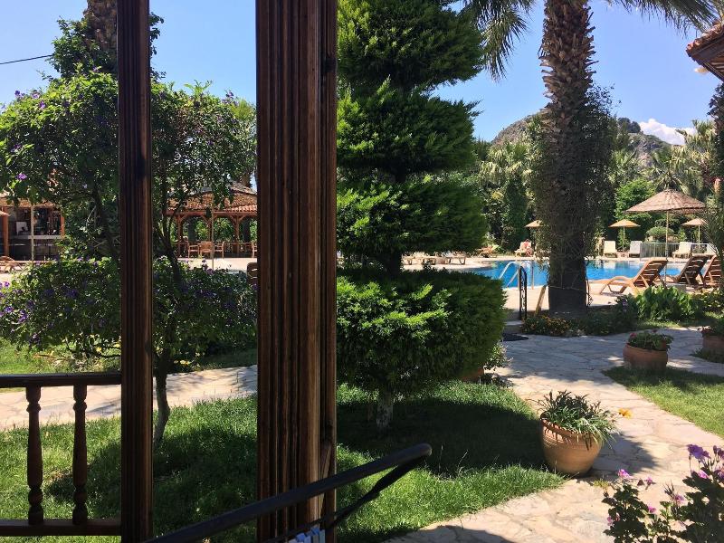Asur Hotel & Aparts & Villas image