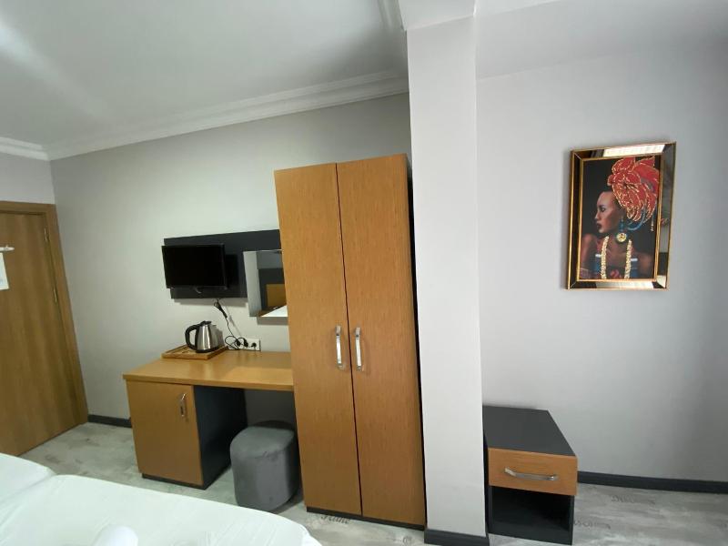Victorious Hotel image