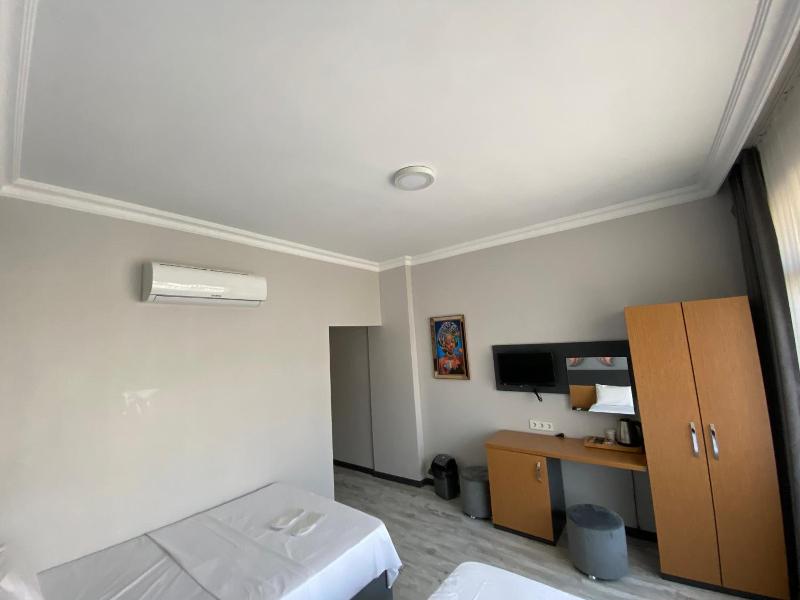 Victorious Hotel image