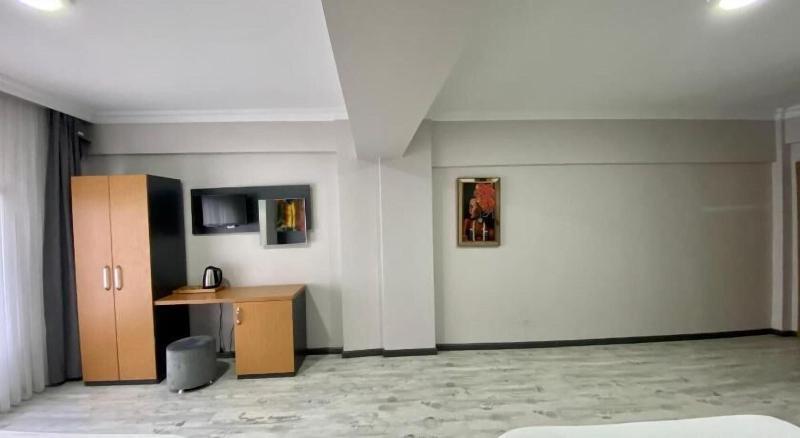 Victorious Hotel image