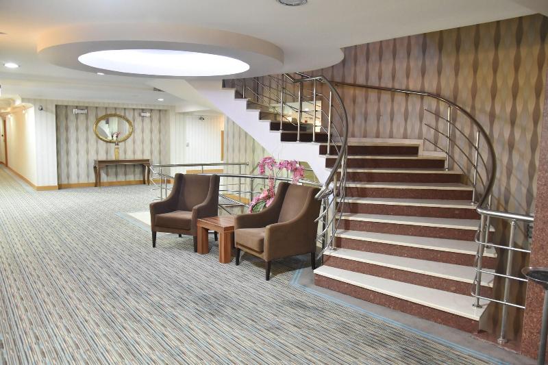 Grand Simay Hotel