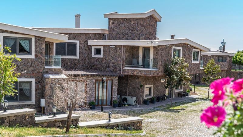 Assos Alis Farm Boutique Hotel & Spa image