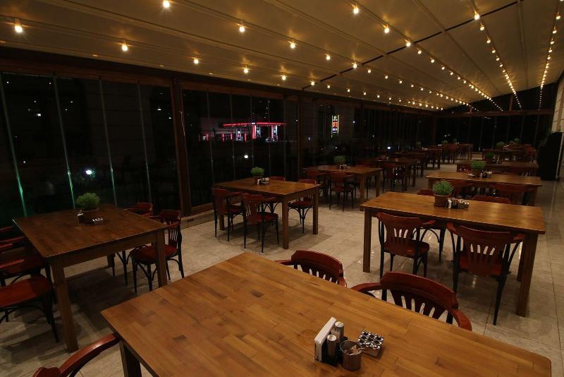 Royal Bilgic Hotel image