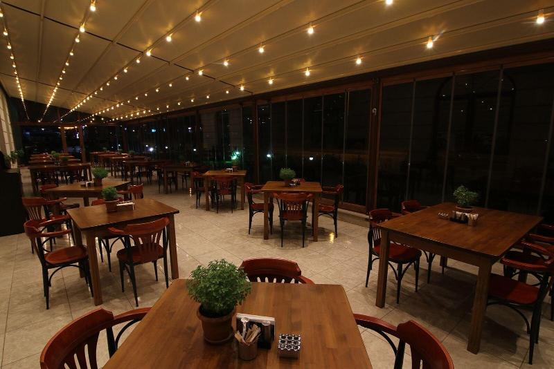 Royal Bilgic Hotel image