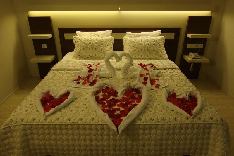 Royal Bilgic Hotel image