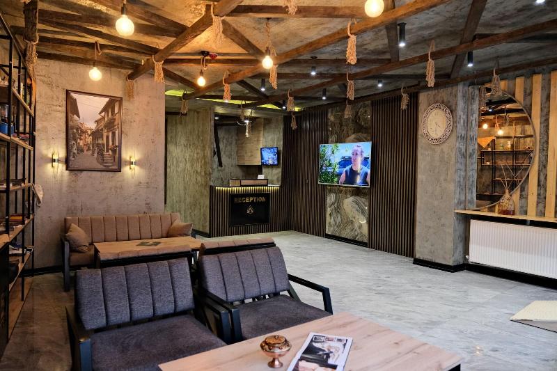 Atlas Hotel image