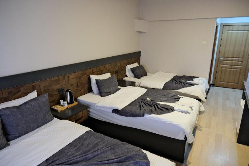 Atlas Hotel image