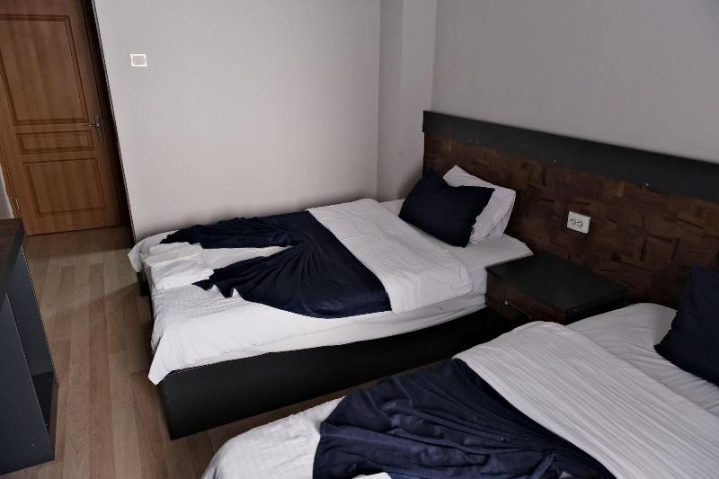 Atlas Hotel image
