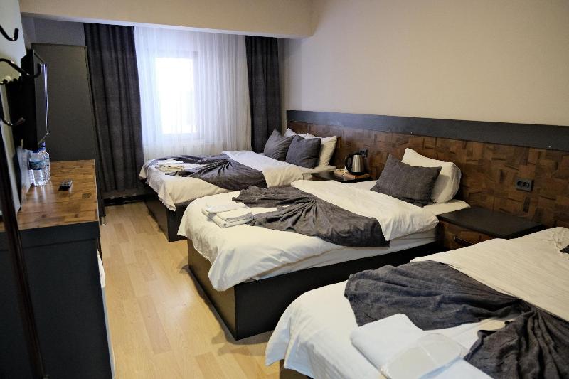 Atlas Hotel image