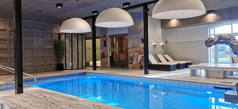 Hotel 1622 Adults Only image